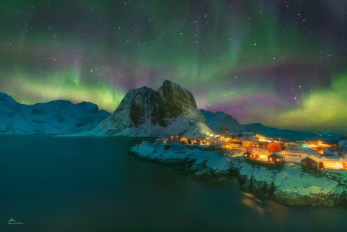 Aurora Dancing